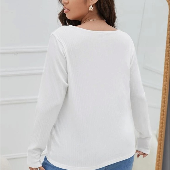 Plus size guipure lace trimmed white - Picture 2 of 2